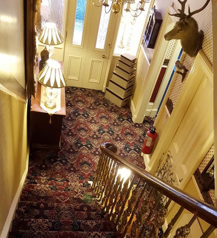 Lochnagar Guest House Aberdeen Bagian luar foto
