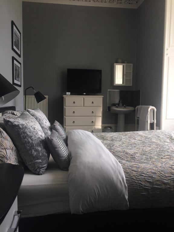 Lochnagar Guest House Aberdeen Bagian luar foto